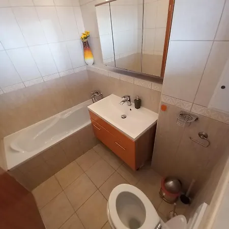 Club 218 Red Wellness Apartements * Siofok