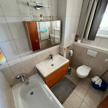 Apartment Club 218 Red Wellness Apartements