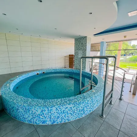 Club 218 Red Wellness Apartements