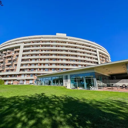 Club 218 Red Wellness Apartements * Siófok