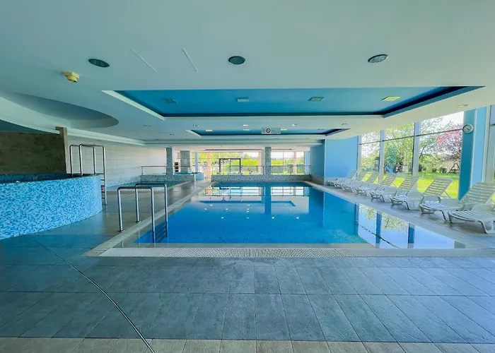 Club 218 Red Wellness Apartements