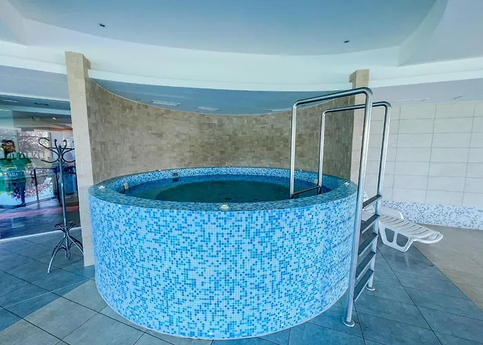 Appartamento Club 218 Red Wellness Apartements Siófok